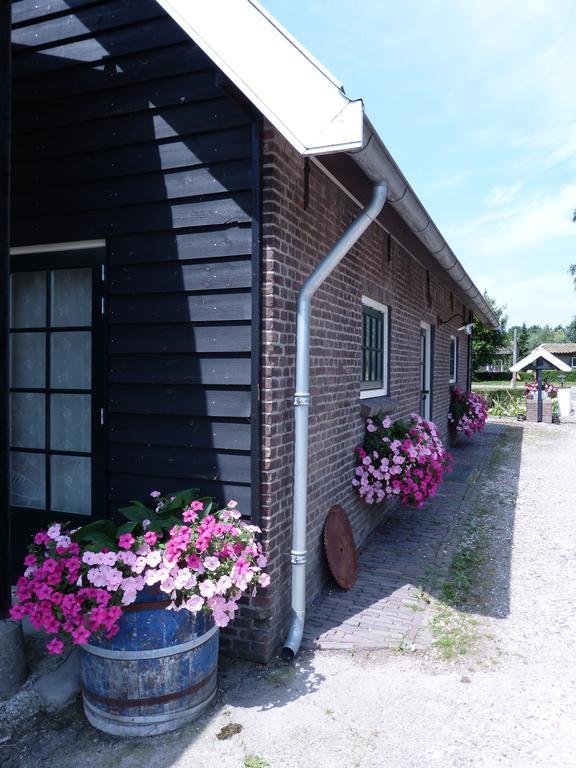 Boerderij Honswijck Guest House Weesp Bagian luar foto